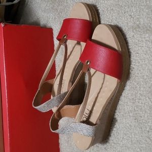 Super comfortable wedges